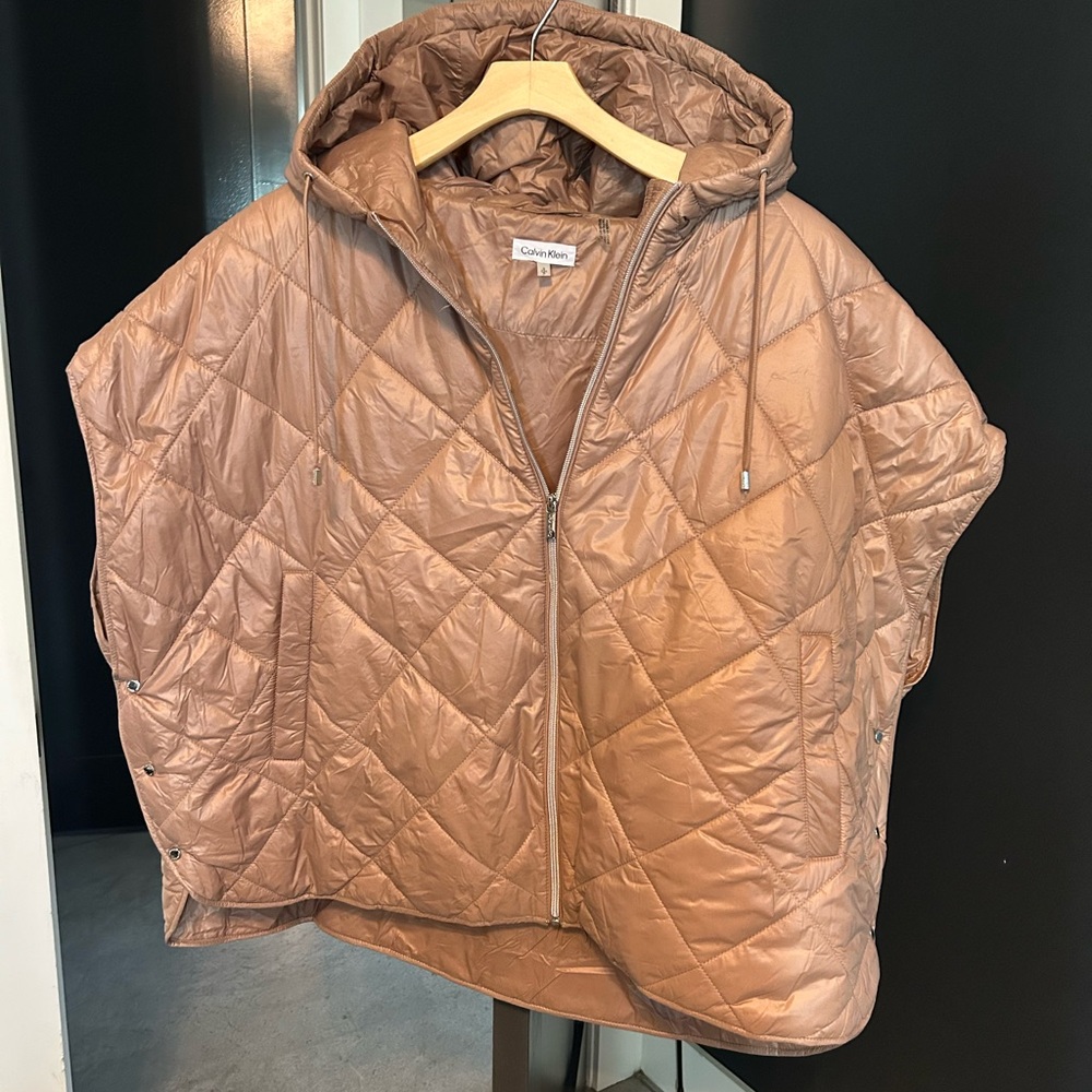 Calvin Klein Quilted Hooded Cape Jacket - Light Brown